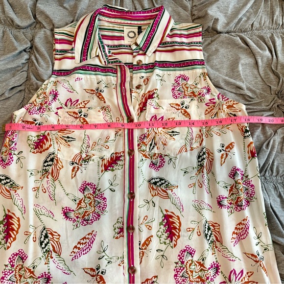 Anthropologie Akemi + Kin  Button Down Top bundle - Picture 5 of 15